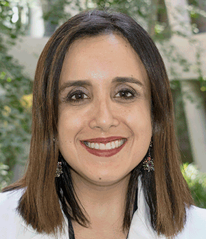 Dra. Natalia Aranguiz